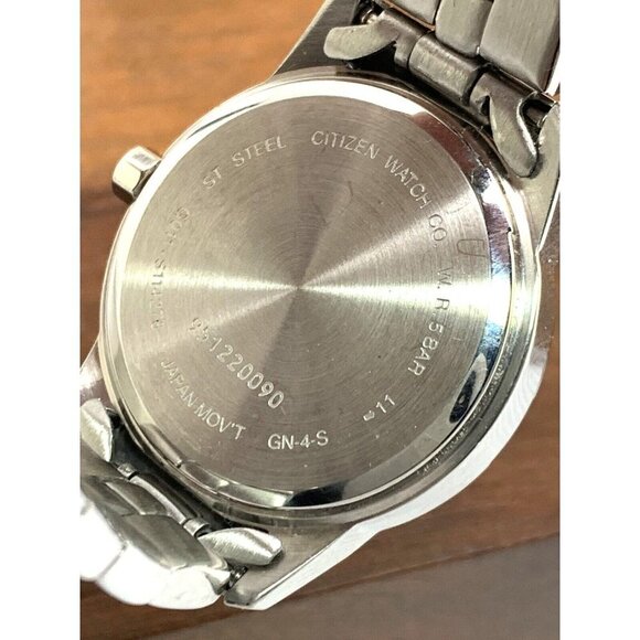 Citizen Women\'s Watch G011-S114276 Quartz Silver Steel 28mm Mother of Pe…